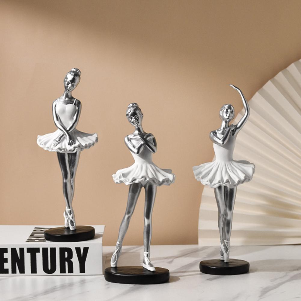 En Pointe Elegance Ballet Figurines