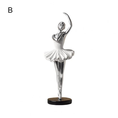 En Pointe Elegance Ballet Figurines