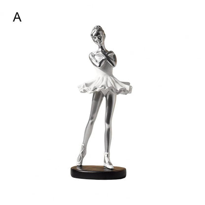 En Pointe Elegance Ballet Figurines