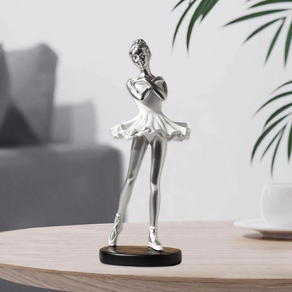 En Pointe Elegance Ballet Figurines